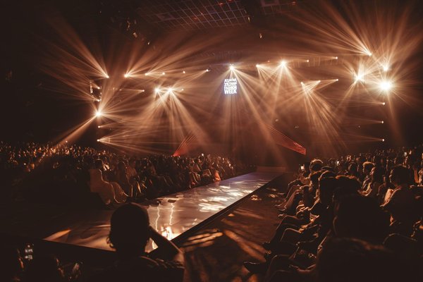 Mode féminine : 10 boubous africains colorés à prix abordable